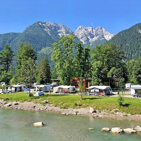 Alpenliebe Lofer - Bergblick & Pool Apartment Sankt Martin bei Lofer